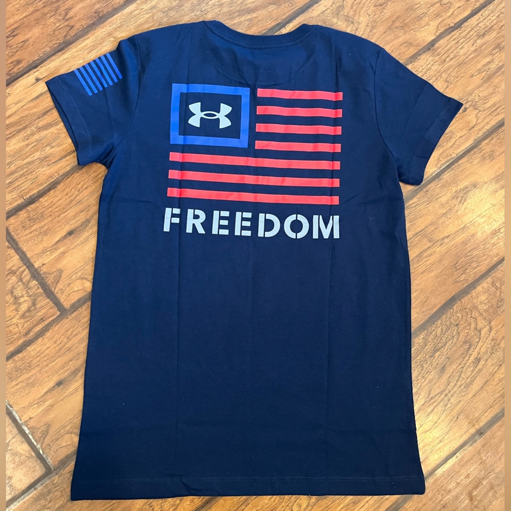 NWT Under Armour tee womens XS Freedom USA flag blue patriotic shirt the classic